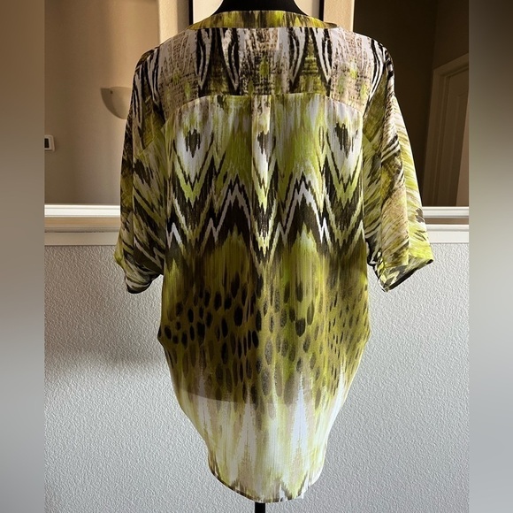 Chico’s short sleeved blouse - Chico’s size 0 / Small - - Picture 5 of 8